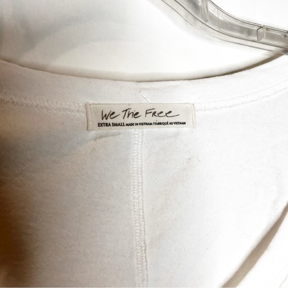 We The Free | Peony Tee - Picture 5 of 5